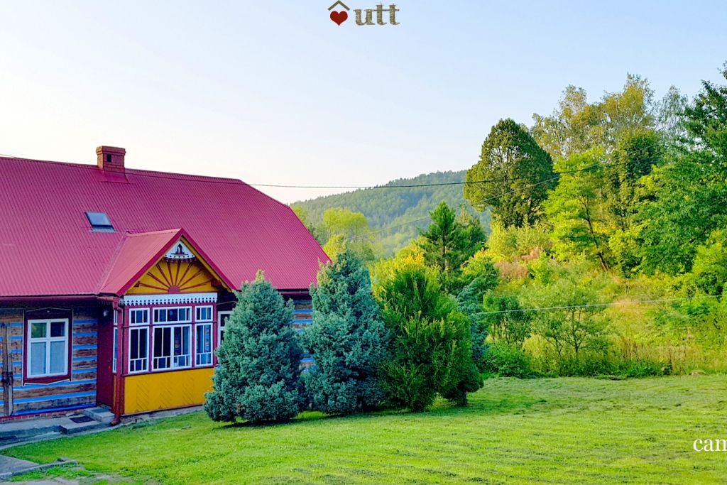 Sucha Gora Log Cabin Under The Thatch Traditional