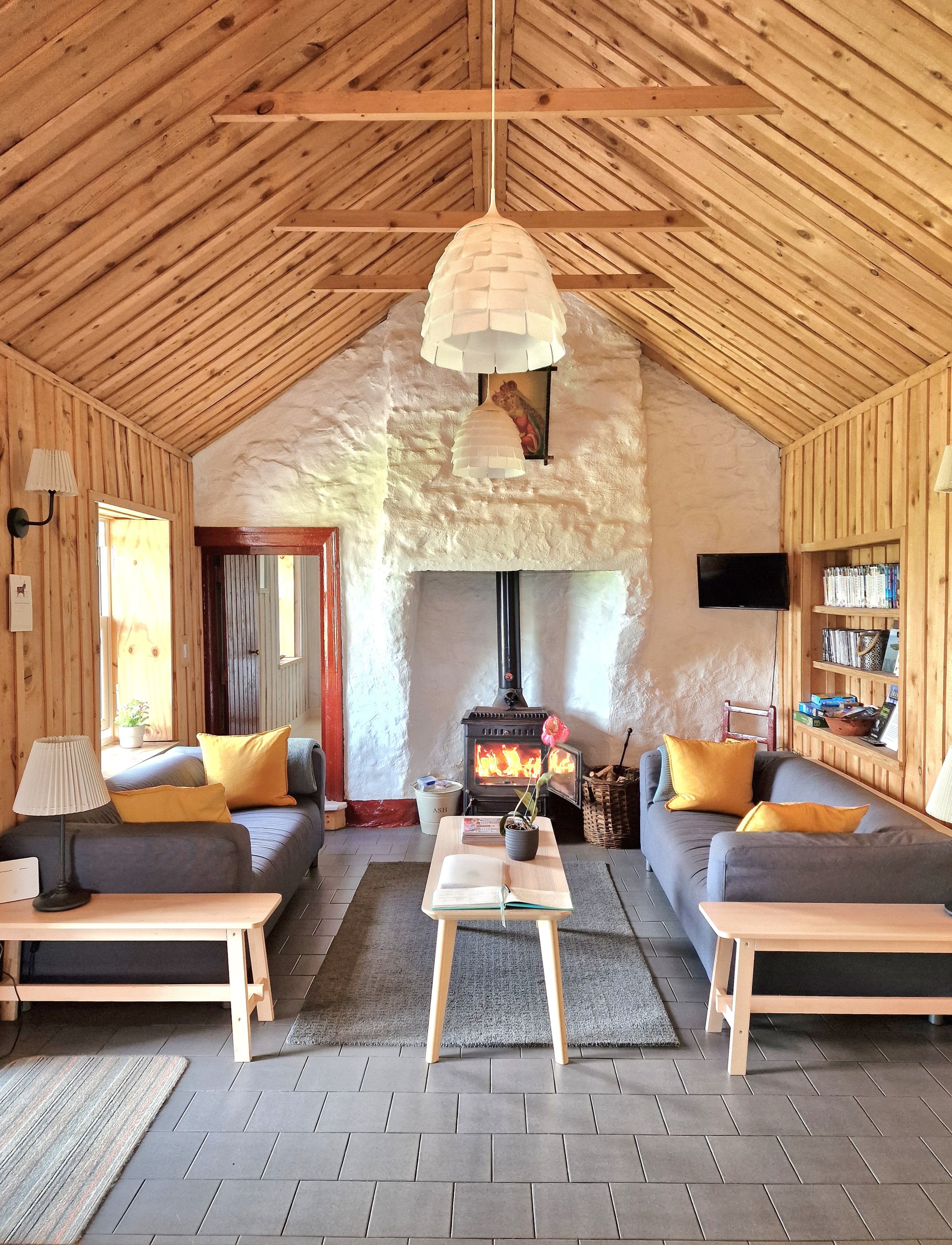 'Teach Mhicí' - Mickey's Cottage