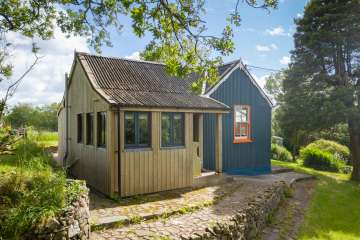 Pembrokeshire Tin Bungalow