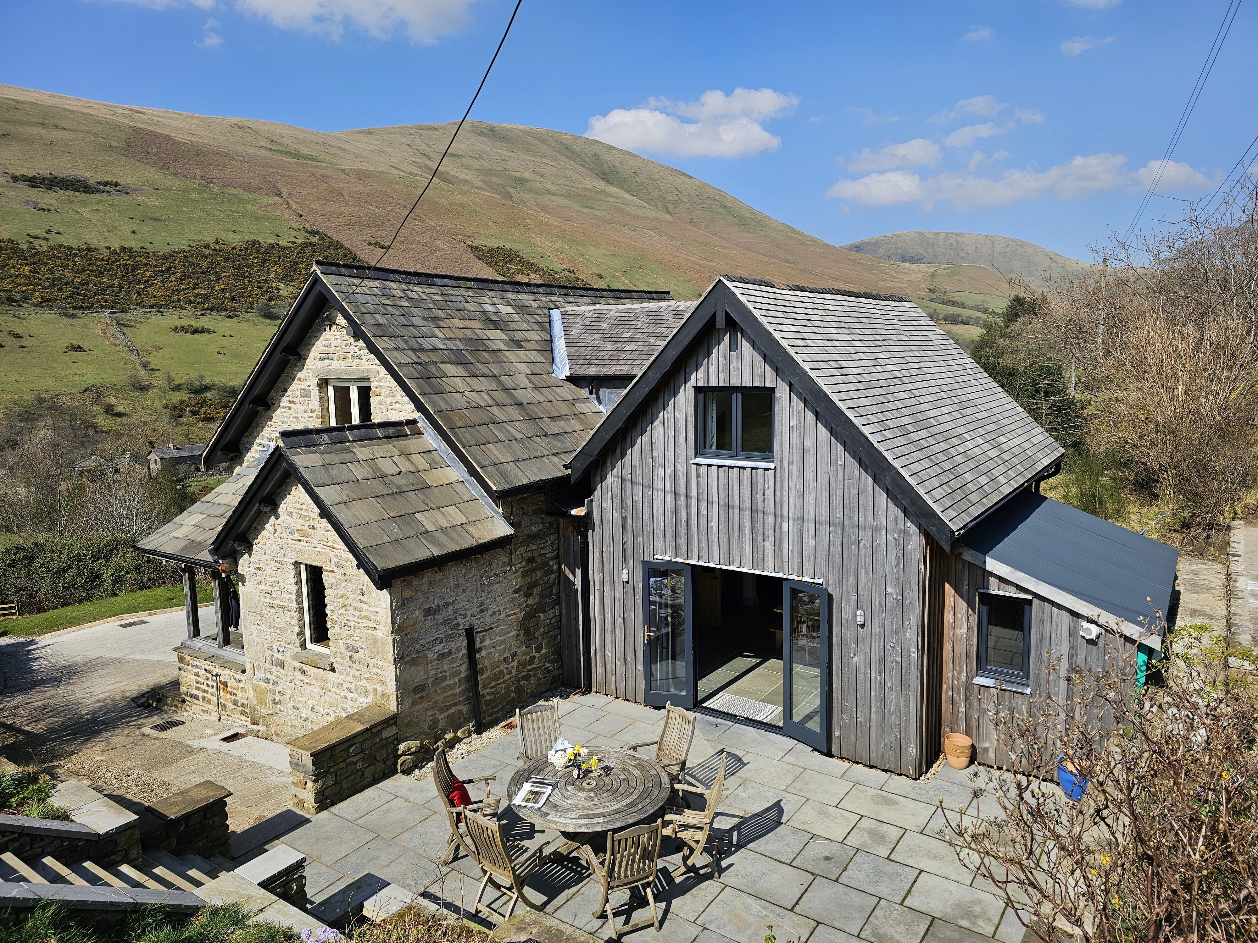 *New* Ridge House