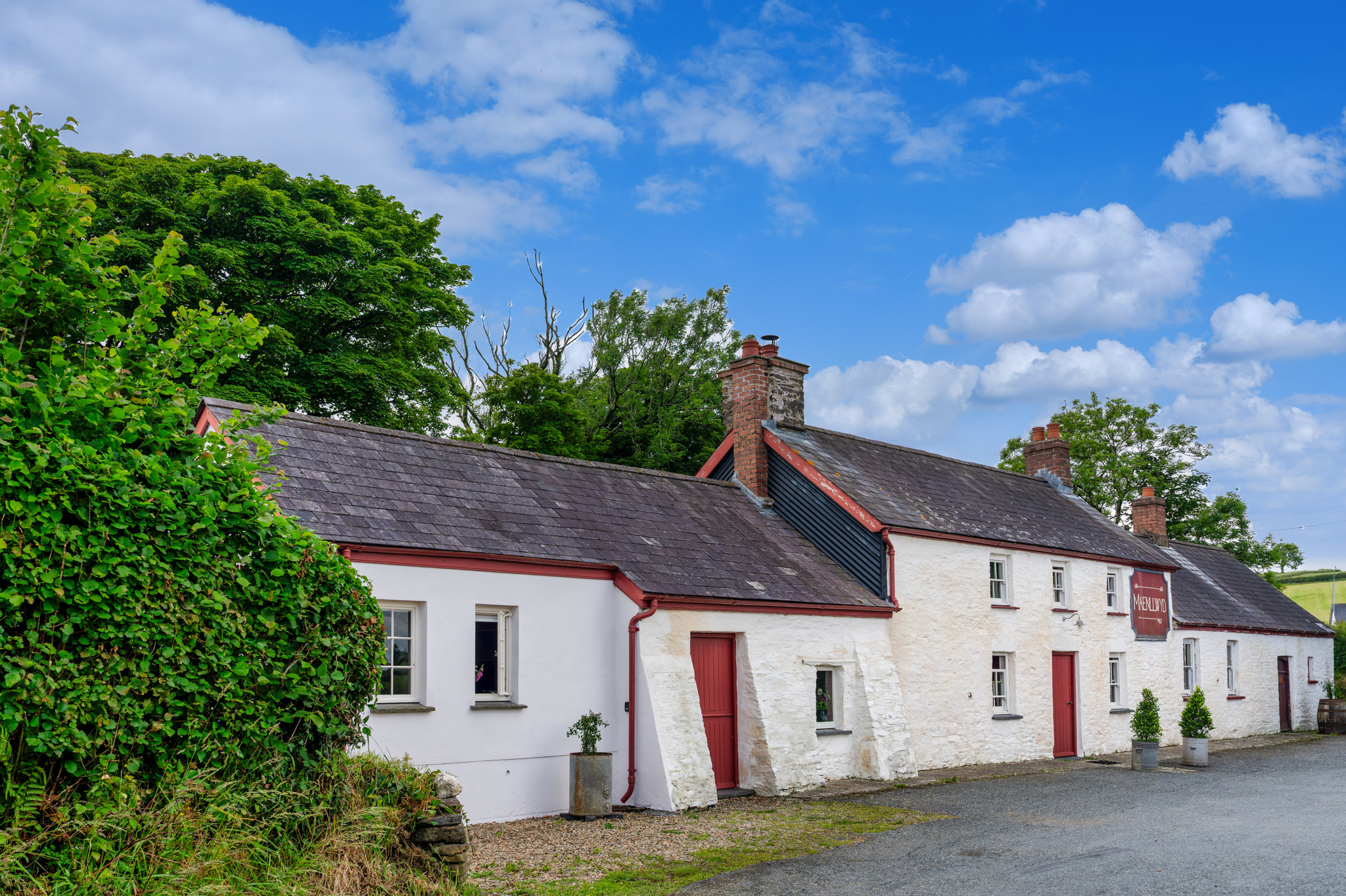 *NEW* Maenllwyd