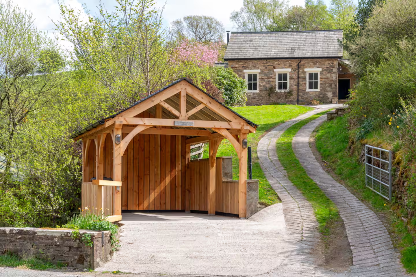 *New* The School House