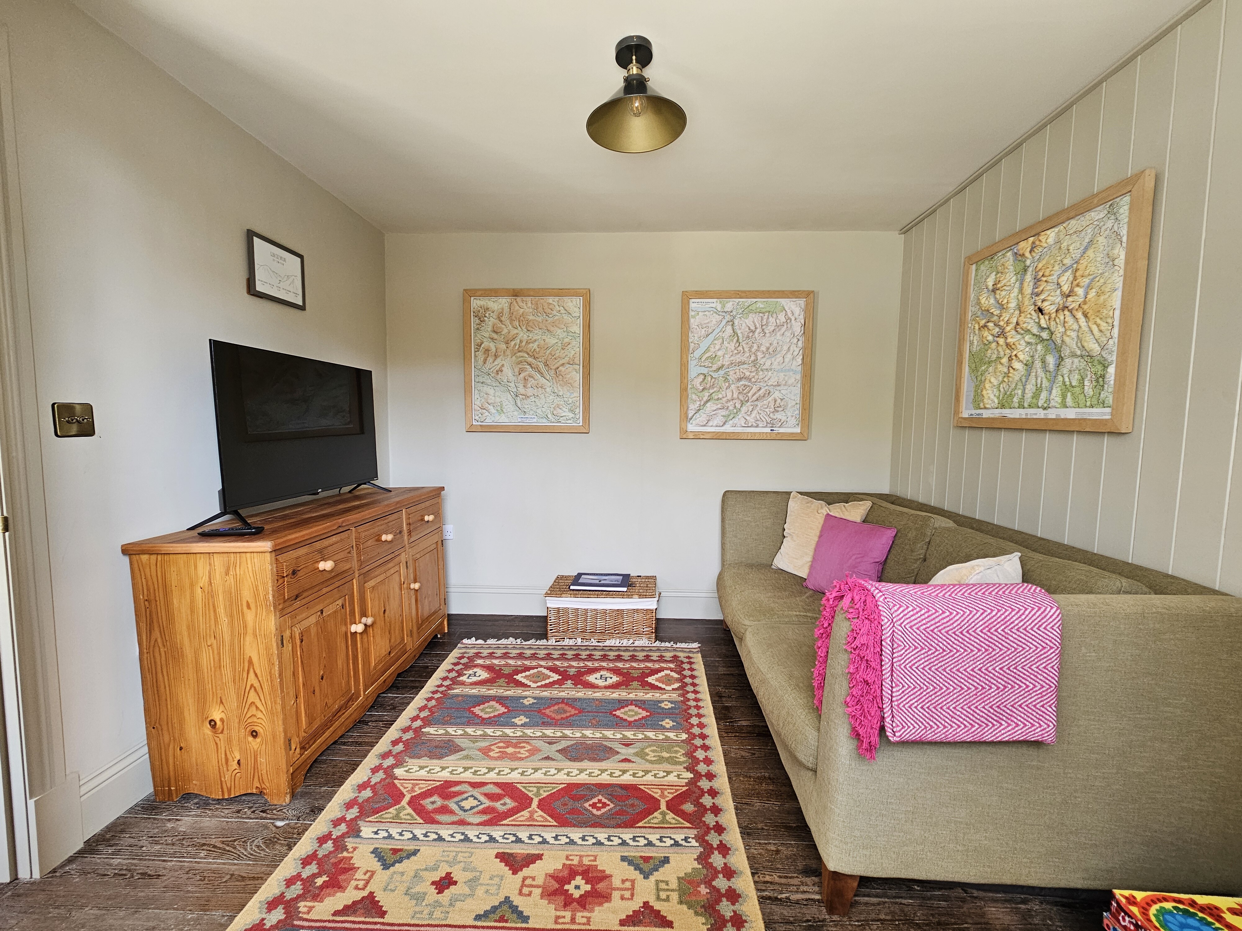 *New* Ridge House