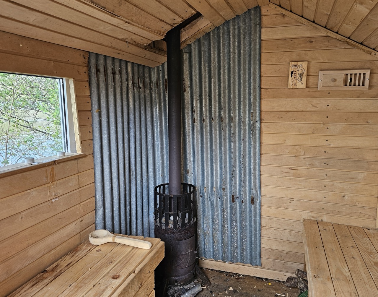 *NEW - An Teach Dearg / The Red House