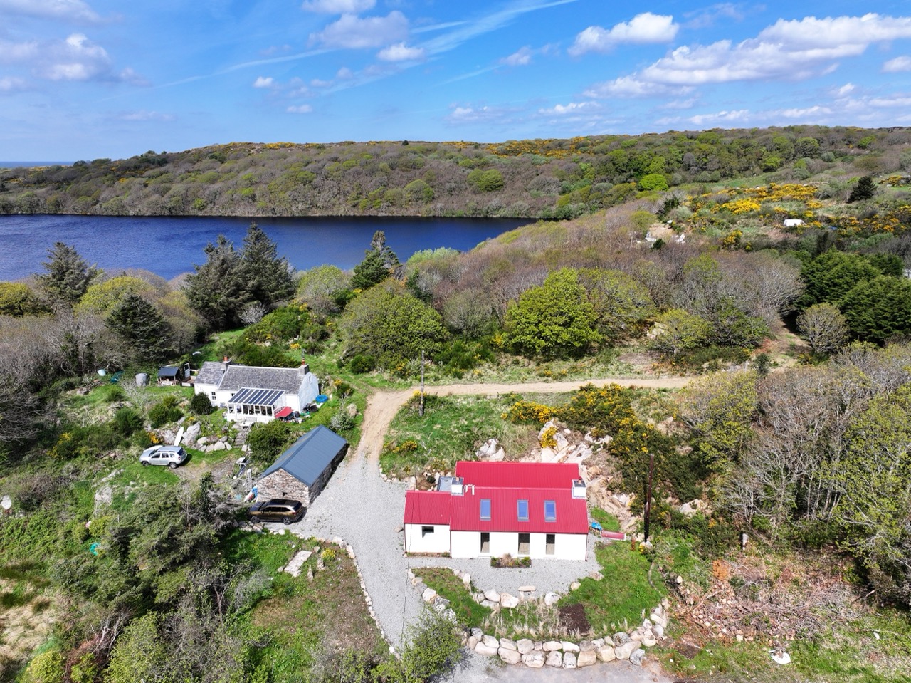 *NEW - An Teach Dearg / The Red House