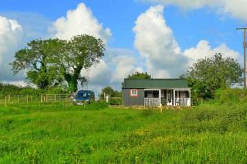 Caban Llys-y-Frân