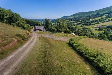 Ysgubor Y Ffin Estate